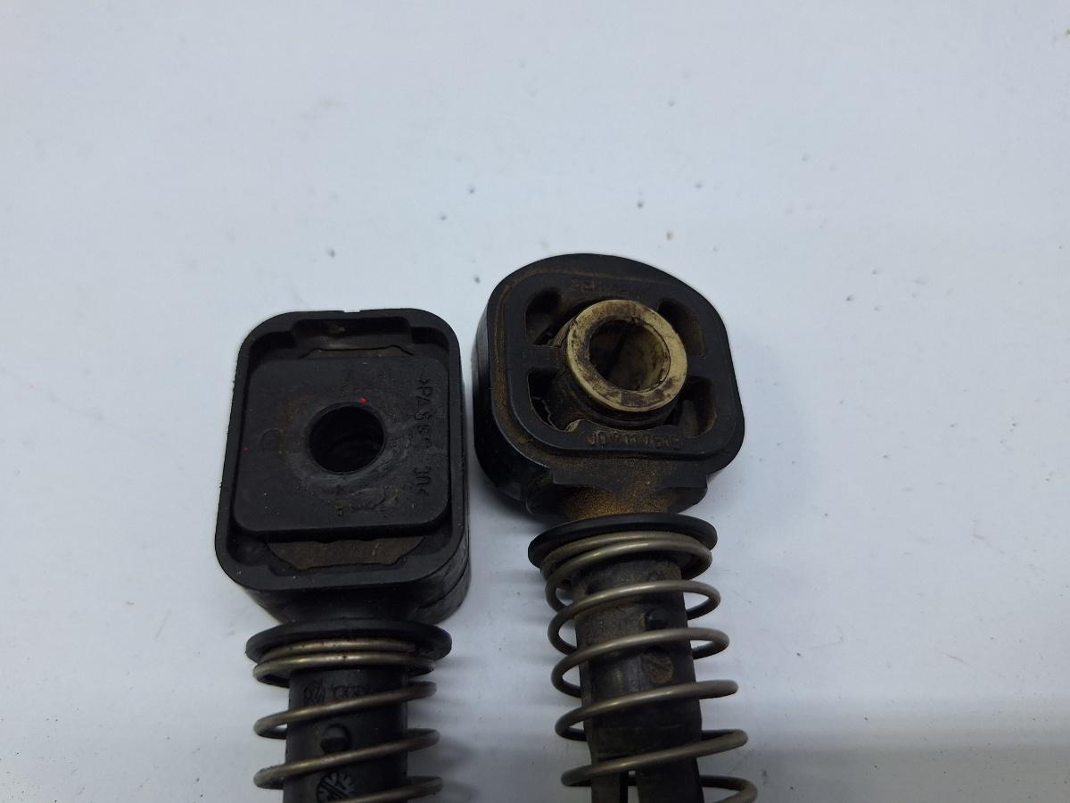 Reglaj sufa timonerie VOLKSWAGEN PASSAT 365 2010 - 2014 1.6 TDi BlueMotion CAYC VAG 1J0711761B