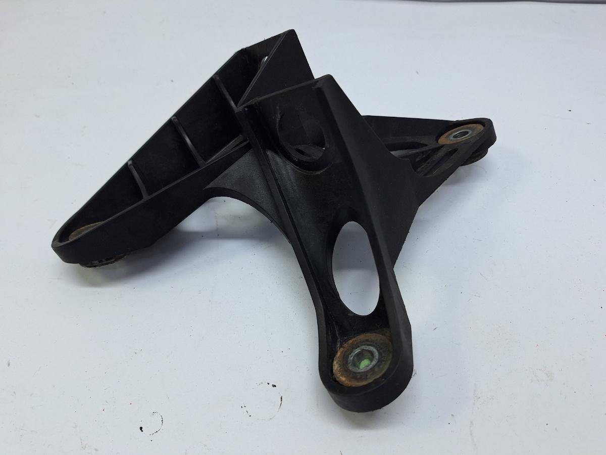 Alte piese suspensie spate VOLKSWAGEN CADDY IV Box SAA, SAH 2015 -> 2.0 TDI CUUF, DFSC, DFSF, VOLKSWAGEN PASSAT 365 2010 - 2014 1.6 TDi BlueMotion CAYC VAG 1K0711789G