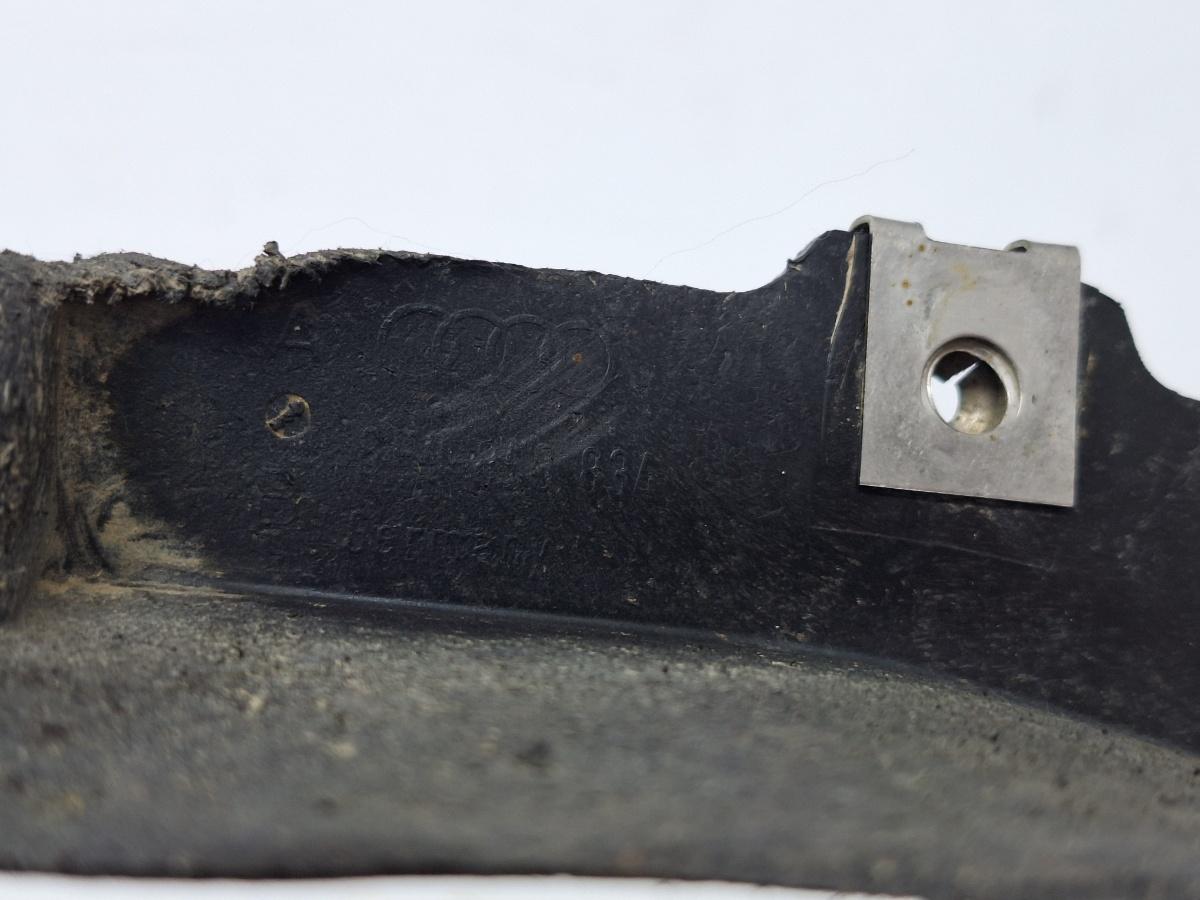 Aparatori noroi spate dreapta AUDI A4 II Avant 8E5, B6 2000 - 2005 1.9 TDI AVF, AWX 8E0859834