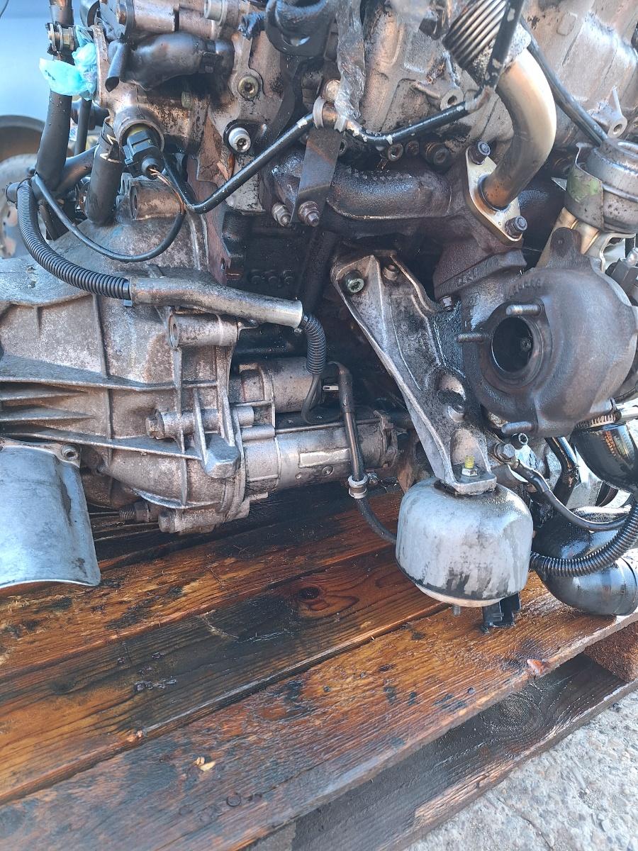 Motor complet cu anexe 1.9 TDI AVB AUDI A4 II 8E2, B6 2000 - 2005