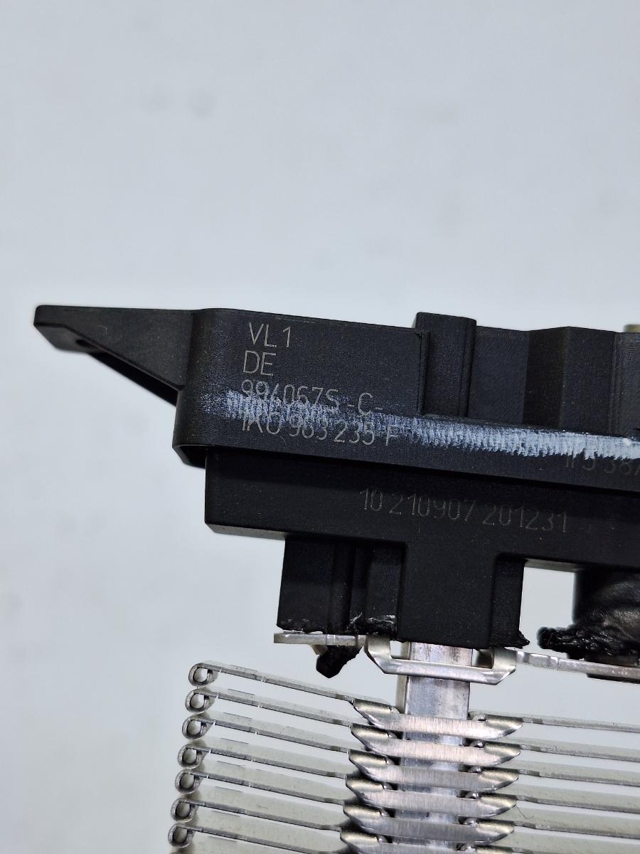 Rezistenta electrica bord VOLKSWAGEN JETTA V 1K2/1K5 2005 - 2010 1.6 TDI CAYC VAG 1K0963235F