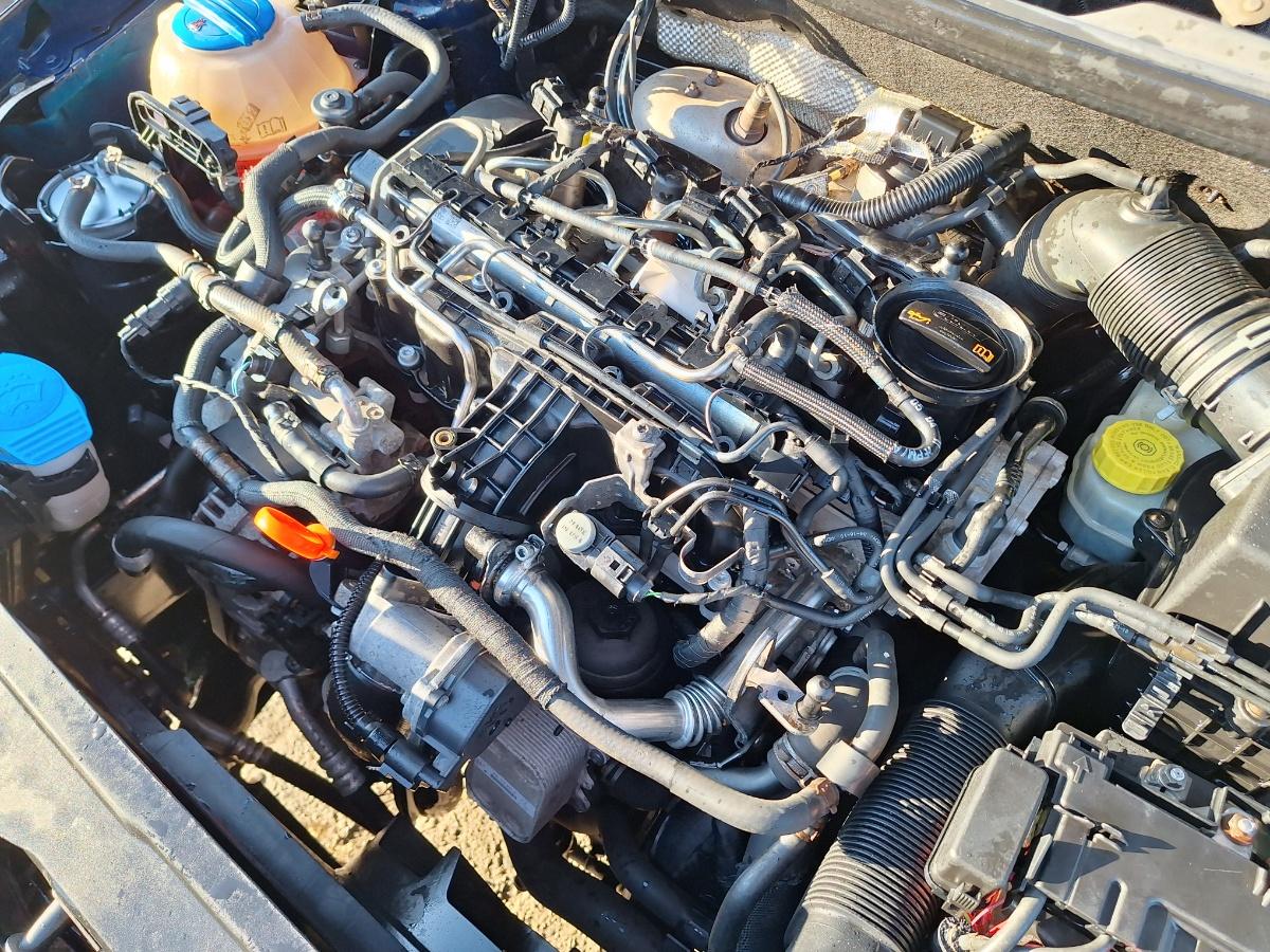 Motor 1.6 TDI CAYB CAY CAYE CAYD SKODA FABIA Combi 545 2010 - 2014 cu termostat exterior