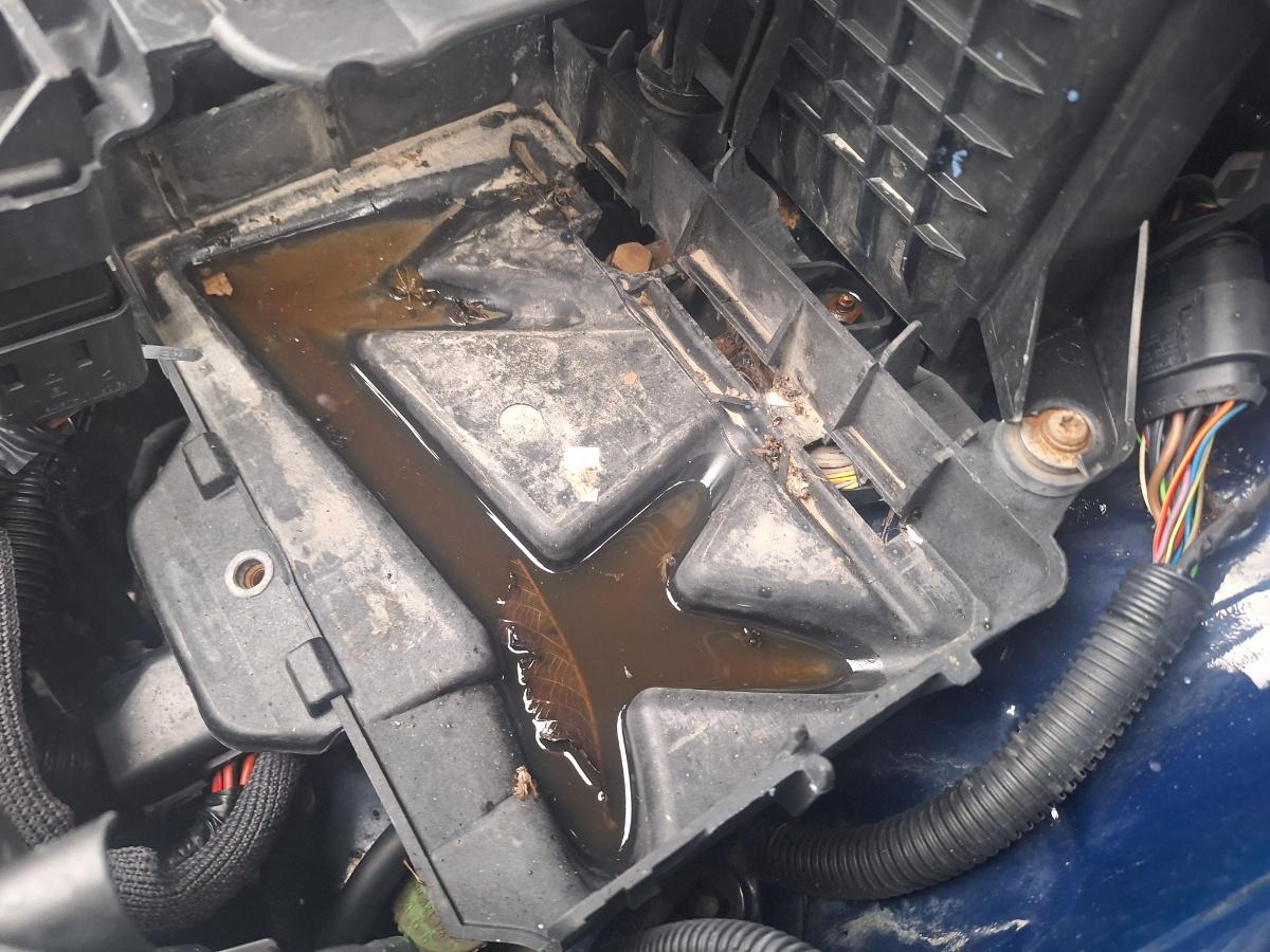 Tavita baterie SKODA FABIA Combi 545 2007 - 2014 1.6 TDI CAYB
