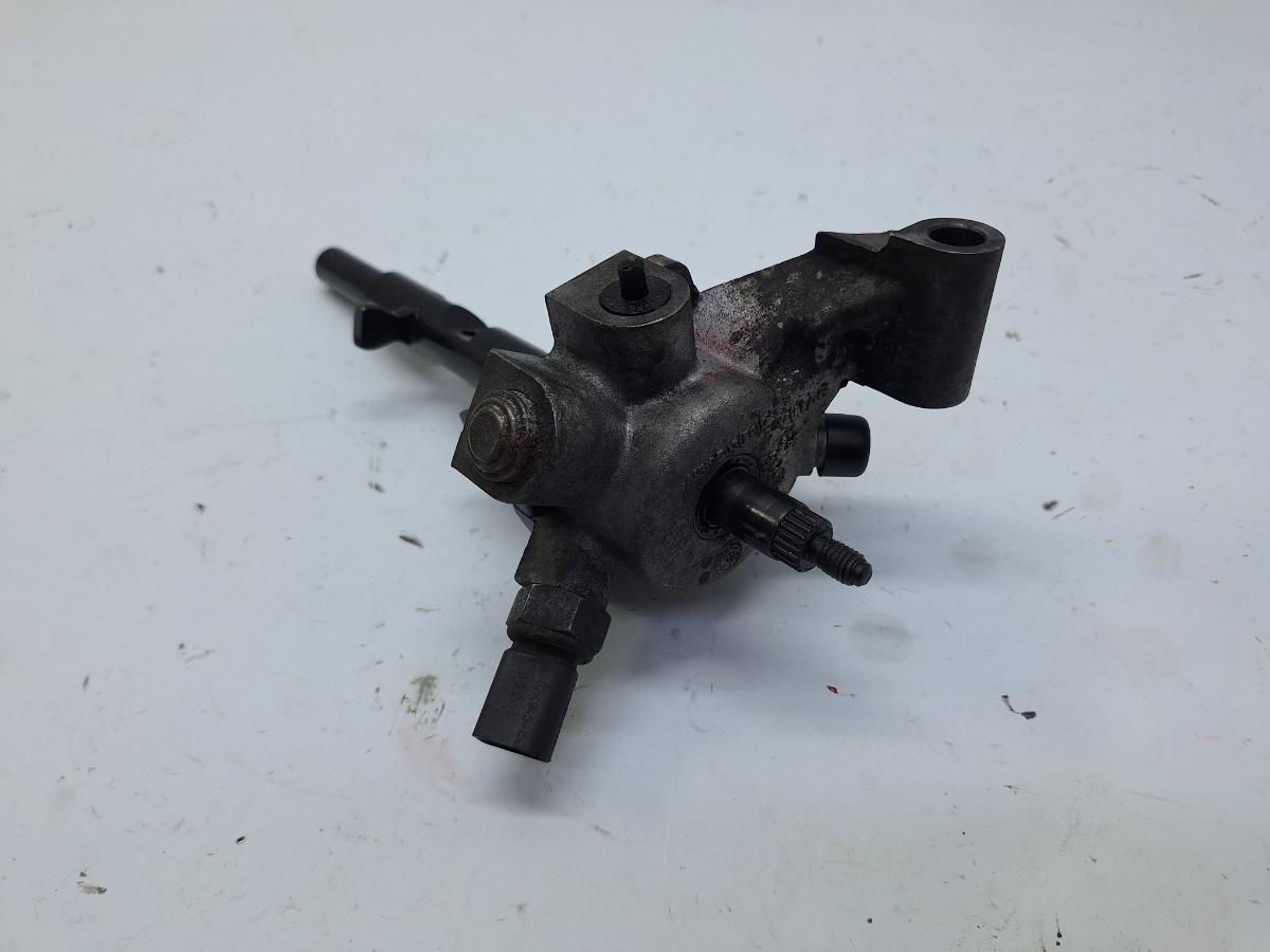 Cautator cutie VOLKSWAGEN PASSAT 365 2010 - 2014 1.6 TDi BlueMotion CAYC 02S301230H