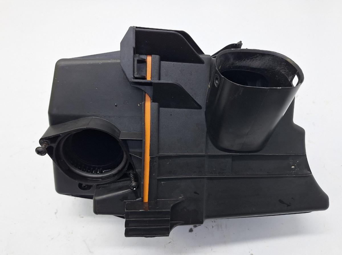 Carcasa filtru de aer SKODA FABIA Combi 545 2007 - 2014 1.4 TDI BMS, BNV 6Q0129601AR