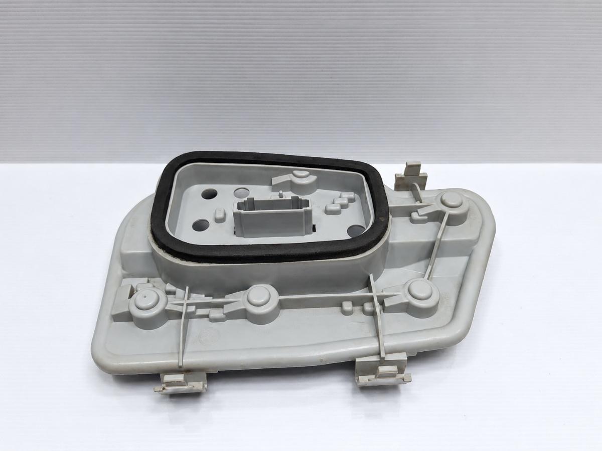 Soclu suport becuri stop dreapta spate VOLKSWAGEN POLO 9N1 2001 - 2005 NON FACELIFT 6Q6945258A
