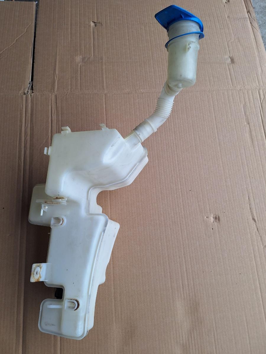 Vas/rezervor lichid de spalare parbriz VOLKSWAGEN TOURAN 1T1, 1T2 2003 - 2010 2.0 TDI 16V BKD 1T0955453D