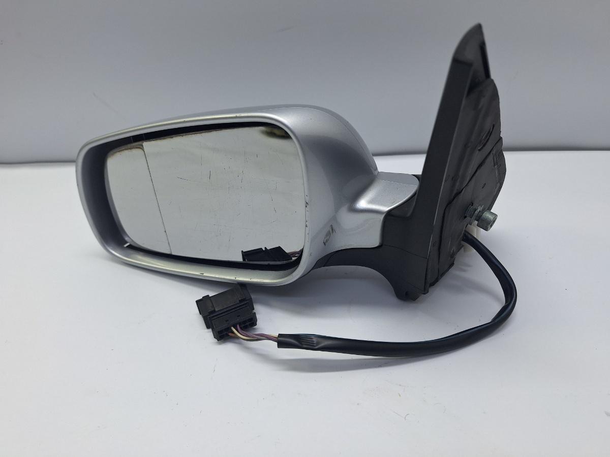 Ornamente oglinda retrovizoare stanga VOLKSWAGEN GOLF IV Variant 1J5 1999 - 2006 1.9 TDI ATD, AXR 1J0857933