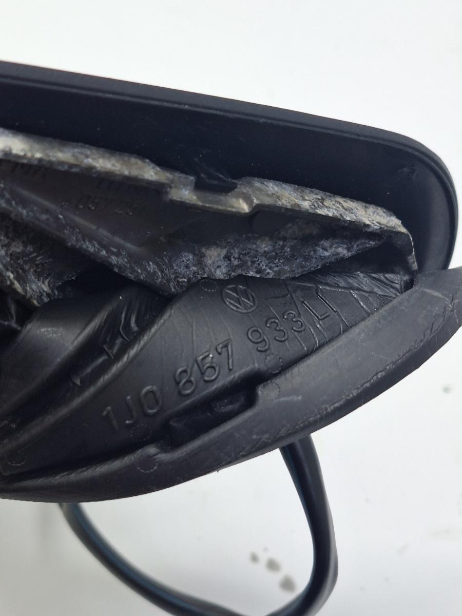 Ornamente oglinda retrovizoare stanga VOLKSWAGEN GOLF IV Variant 1J5 1999 - 2006 1.9 TDI ATD, AXR 1J0857933