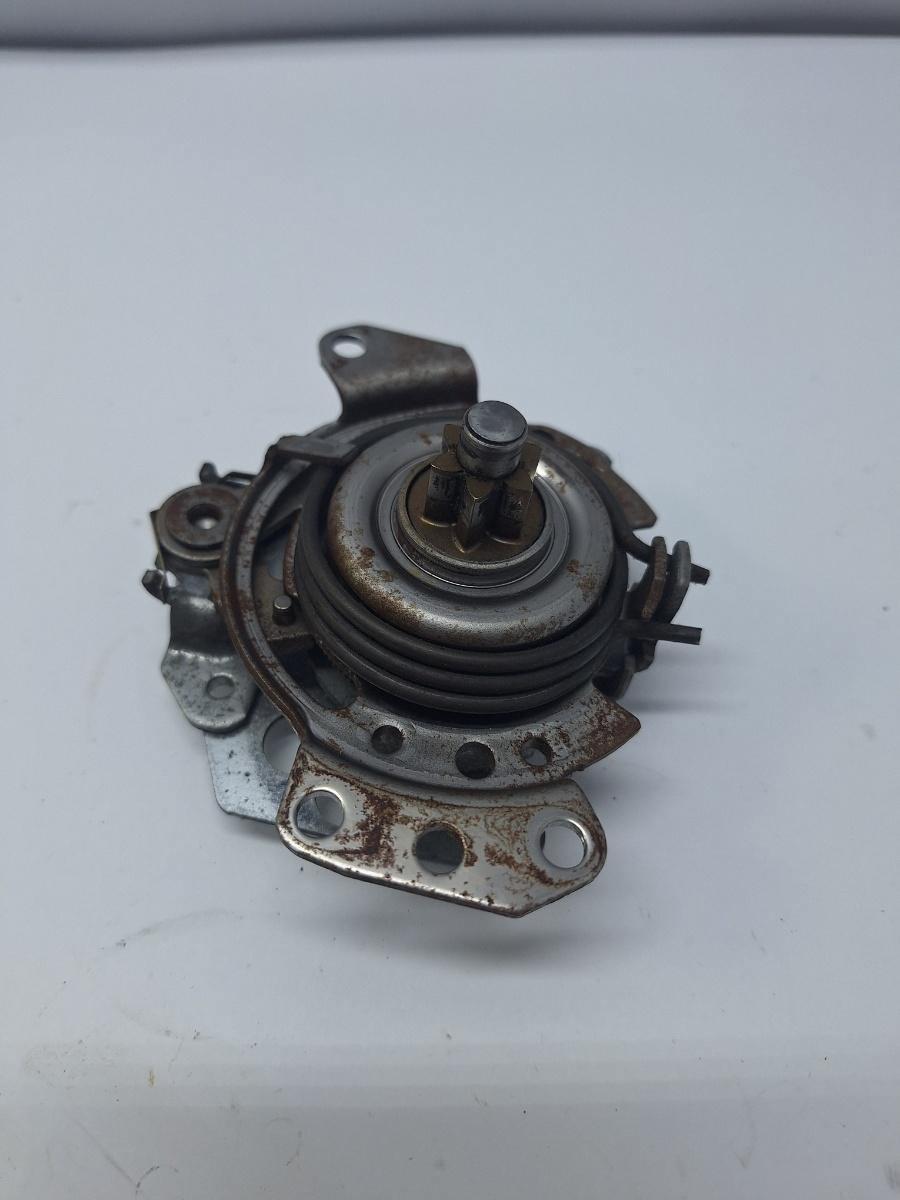 Ansamblu reglaj scaun pe inaltime stanga fata VOLKSWAGEN GOLF IV Variant 1J5 1999 - 2006 1.9 TDI ATD, AXR VAG 900921-103 1J0881053D