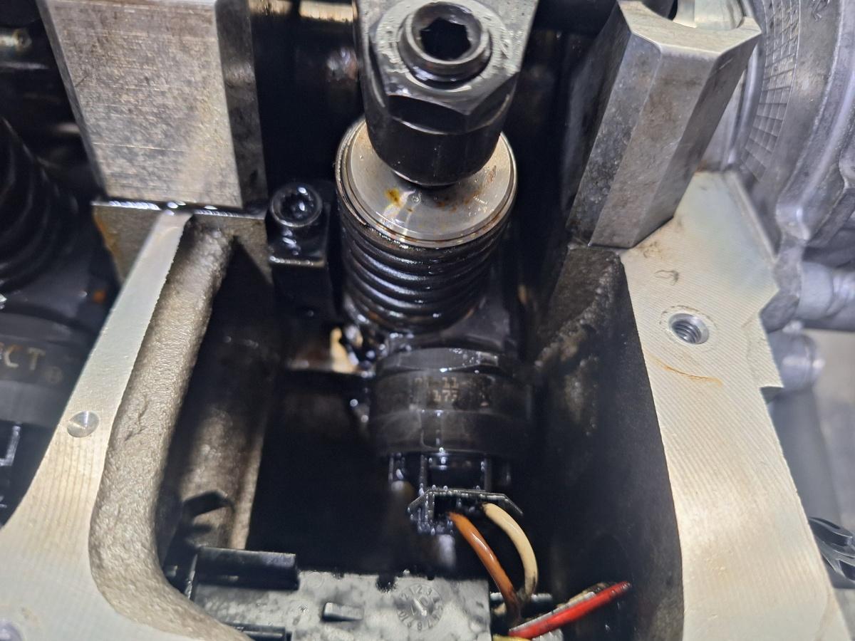Injector combustibil SKODA FABIA Combi 545 2007 - 2014 1.4 TDI BMS, BNV 038130073BP , CT