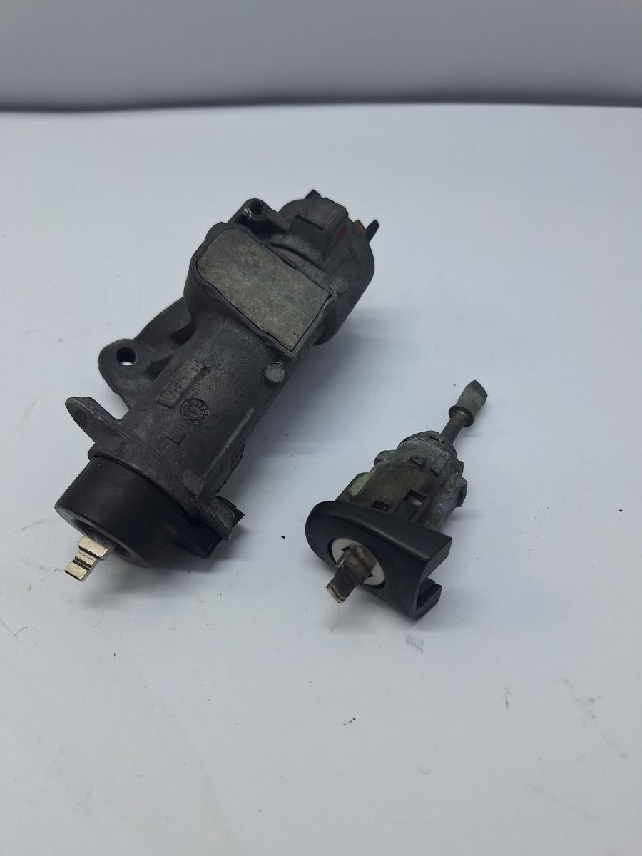 Contact de pornire VOLKSWAGEN GOLF IV Variant 1J5 1999 - 2006 1.9 TDI ATD, AXR VAG 4B0905851C