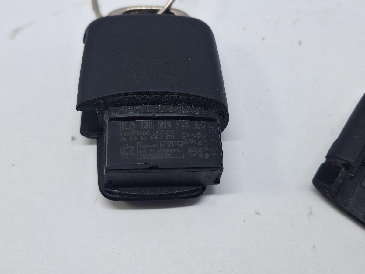 Cheie de contact cu telecomanda VOLKSWAGEN GOLF IV Variant 1J5 1999 - 2006 HELLA 434 MHz 1J0959753AG