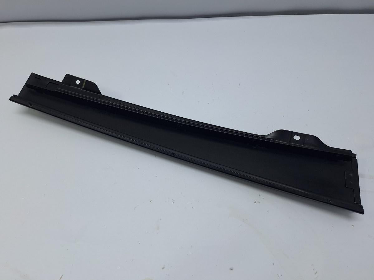 Ornament portiera spate dreapta VOLKSWAGEN TOURAN 1T1, 1T2 2003 - 2010 2.0 TDI BMN VAG 1T0839890