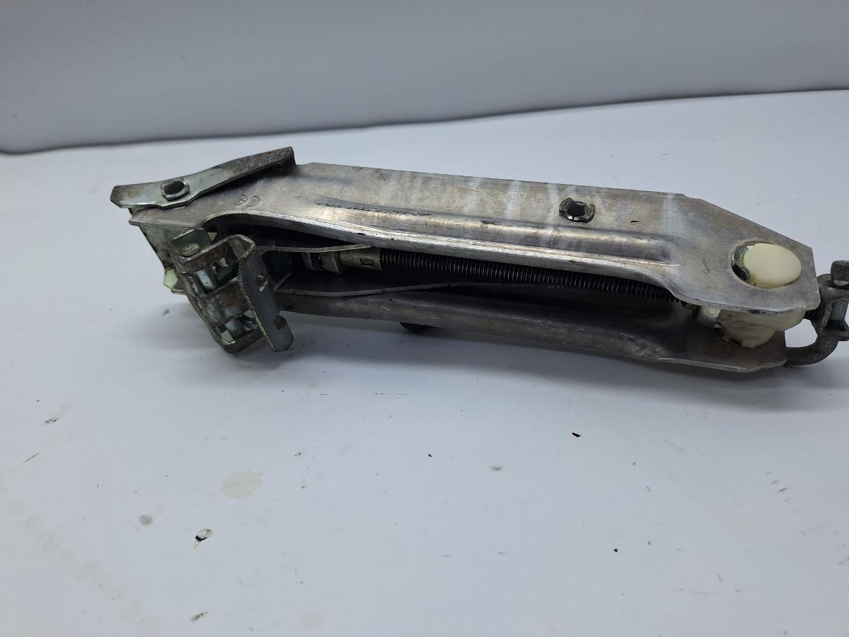 Cric VOLKSWAGEN GOLF IV Variant 1J5 1999 - 2006 1.9 TDI ATD, AXR 8L0011031A