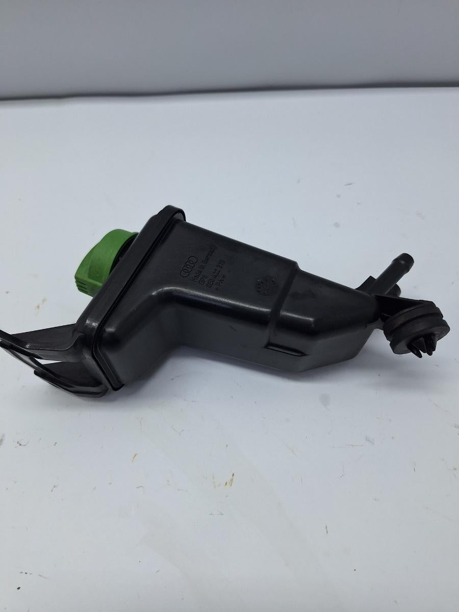 Rezervor lichid servodirectie AUDI A4 II 8E2, B6 2000 - 2005 1.9 TDI AVB, AUDI A4 III 8EC, B7 2004 - 2008 2.0 TDI BPW, AUDI A4 III Avant 8ED, B7 2004 - 2008 1.9 TDI BKE, BRB VAG (8E2)978 8E0422373