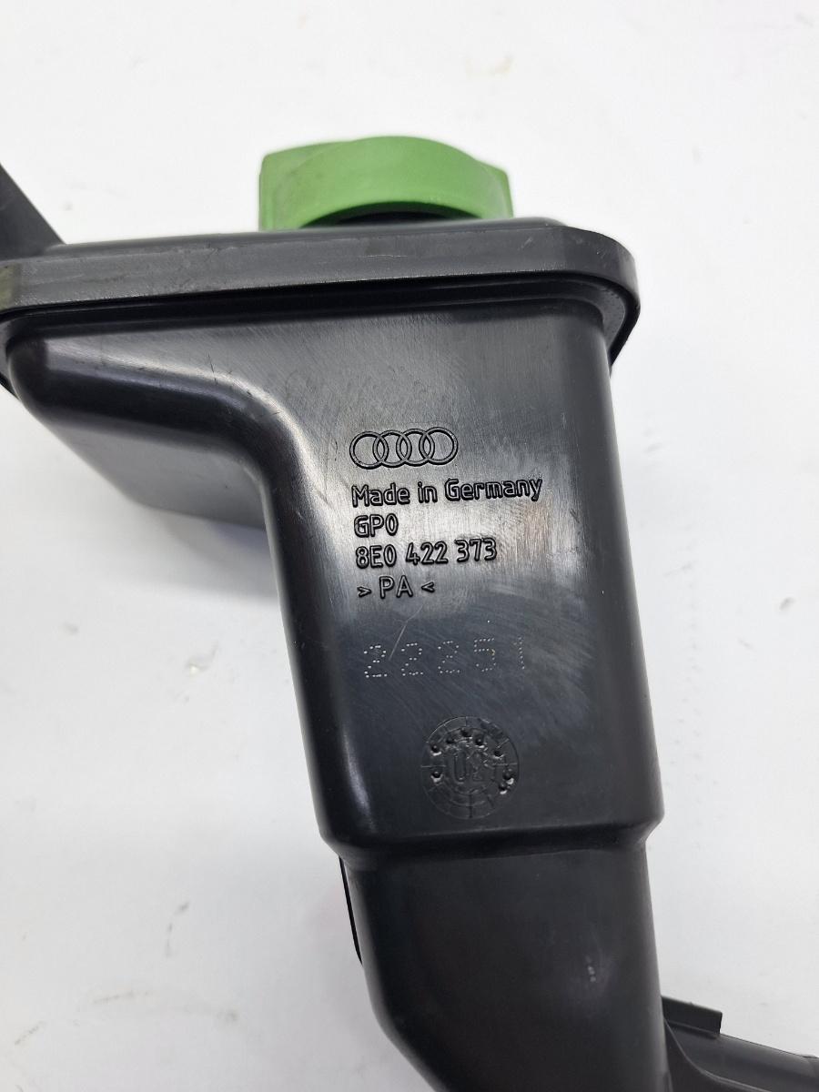 Rezervor lichid servodirectie AUDI A4 II 8E2, B6 2000 - 2005 1.9 TDI AVB, AUDI A4 III 8EC, B7 2004 - 2008 2.0 TDI BPW, AUDI A4 III Avant 8ED, B7 2004 - 2008 1.9 TDI BKE, BRB VAG (8E2)978 8E0422373