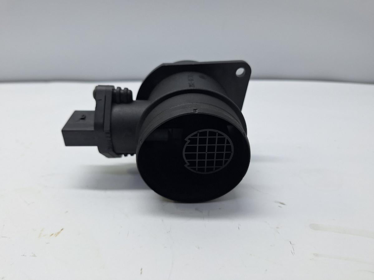 Debitmetru AUDI A4 II 8E2, B6 2000 - 2005 1.9 TDI AVB, AUDI A4 III Avant 8ED, B7 2004 - 2008 1.9 TDI BKE, BRB 038906461B