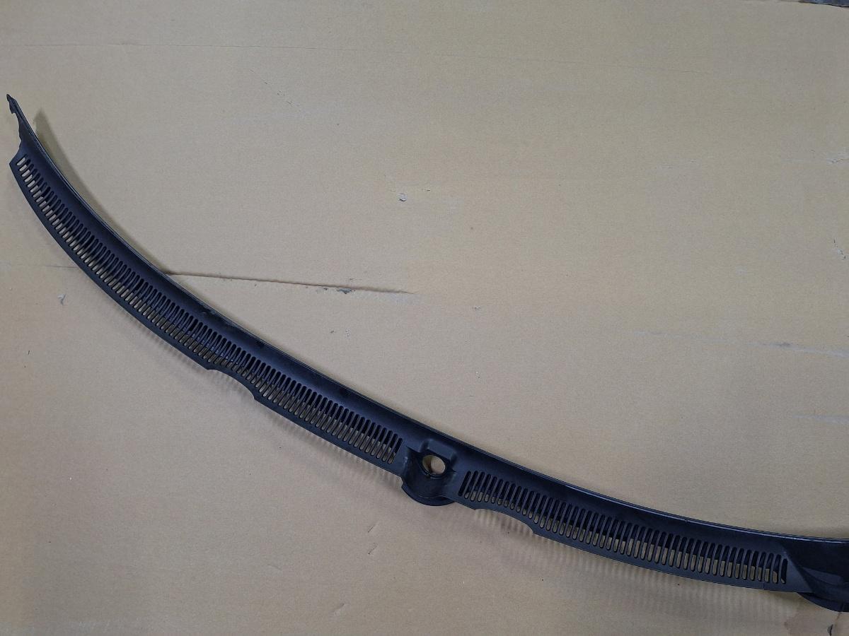 Ornament stergatoare AUDI A4 II 8E2, B6 2000 - 2005 1.9 TDI AVB 8E1819403