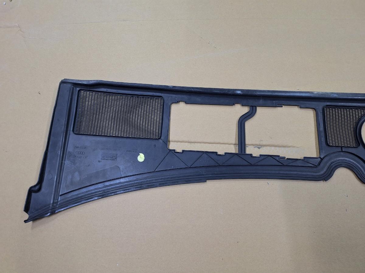 Capac peste baterie AUDI A4 II 8E2, B6 2000 - 2005 1.9 TDI AVB 8E1819417B