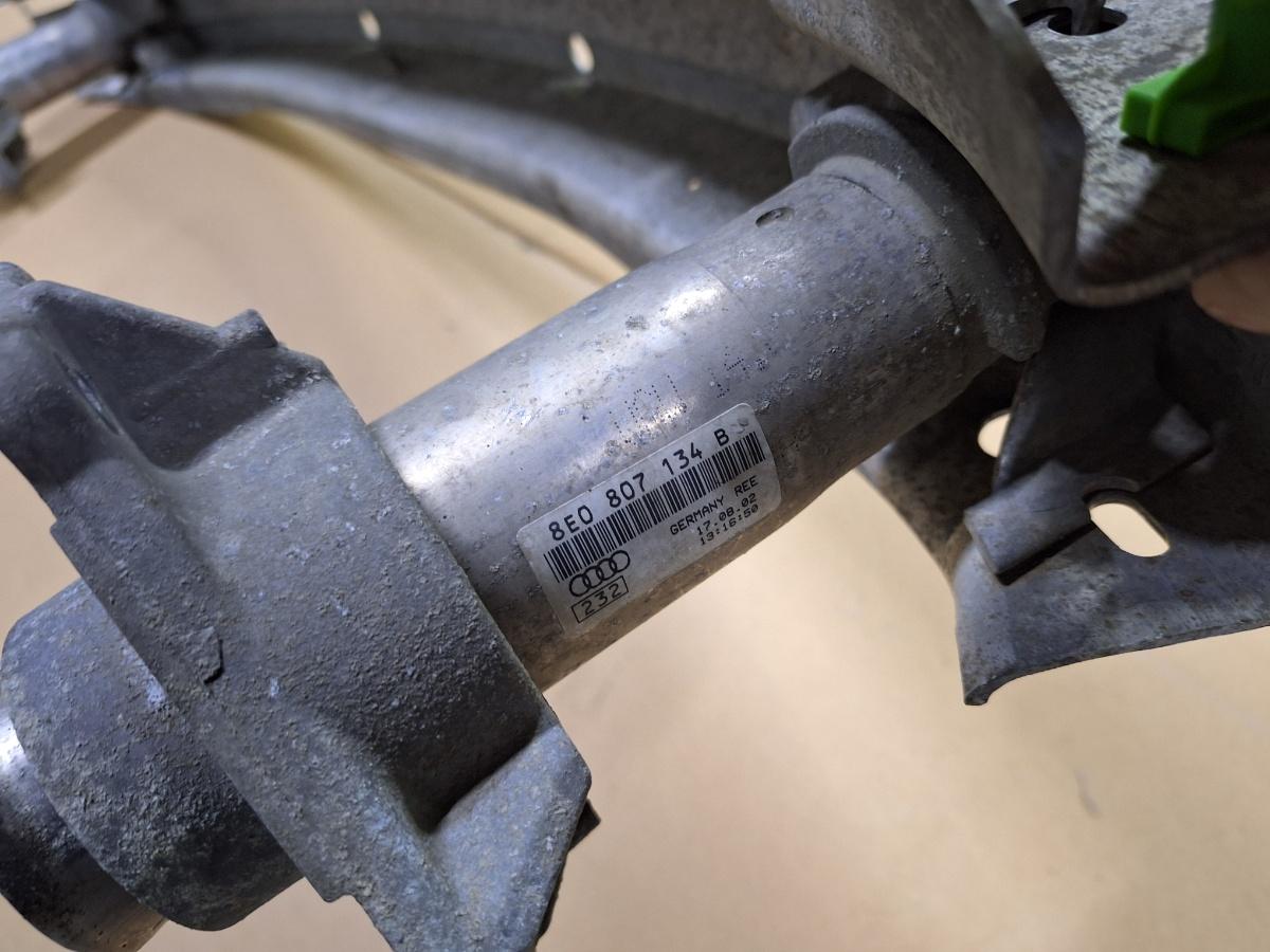 Ansamblu armatura bara fata AUDI A4 II 8E2, B6 2000 - 2005 1.9 TDI AVB 8E0807134B