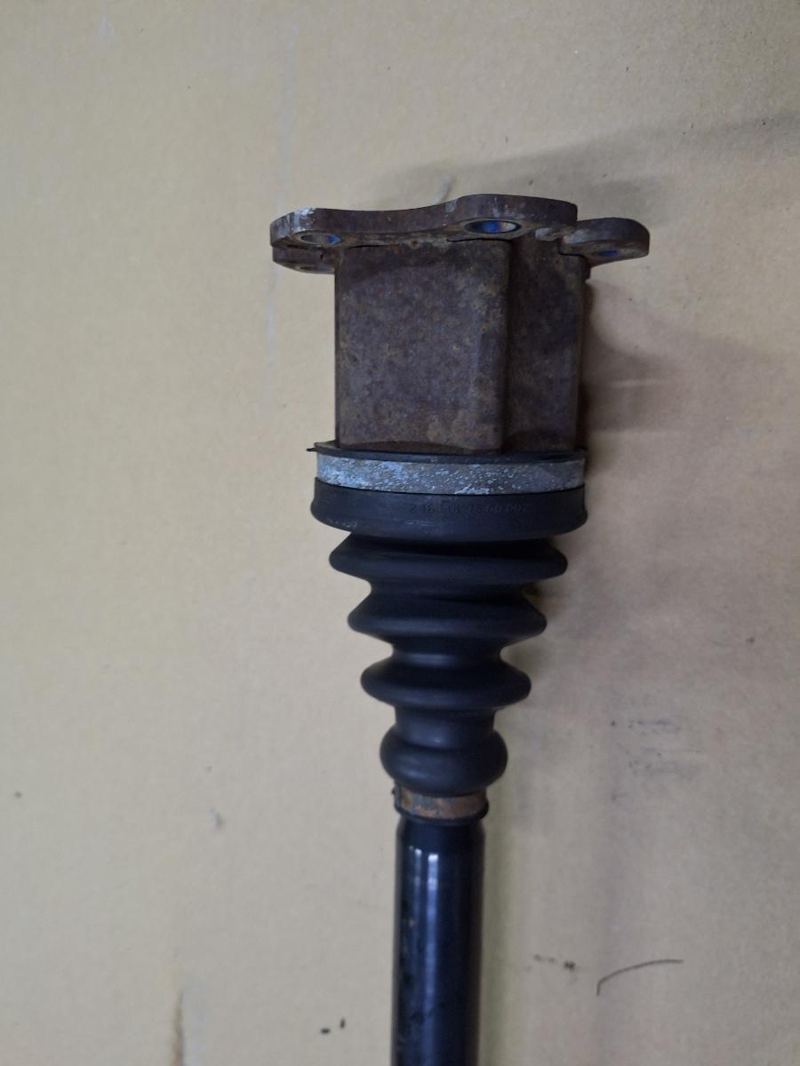 Planetara stanga fata AUDI A4 II 8E2, B6 2000 - 2005 1.9 TDI AVB 8E0407271S