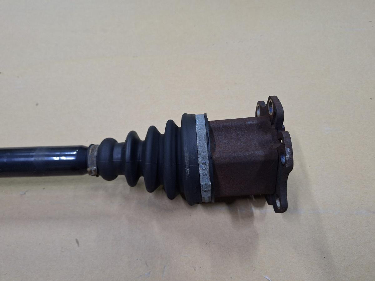 Planetara dreapta fata AUDI A4 II 8E2, B6 2000 - 2005 1.9 TDI AVB 8E0407272S
