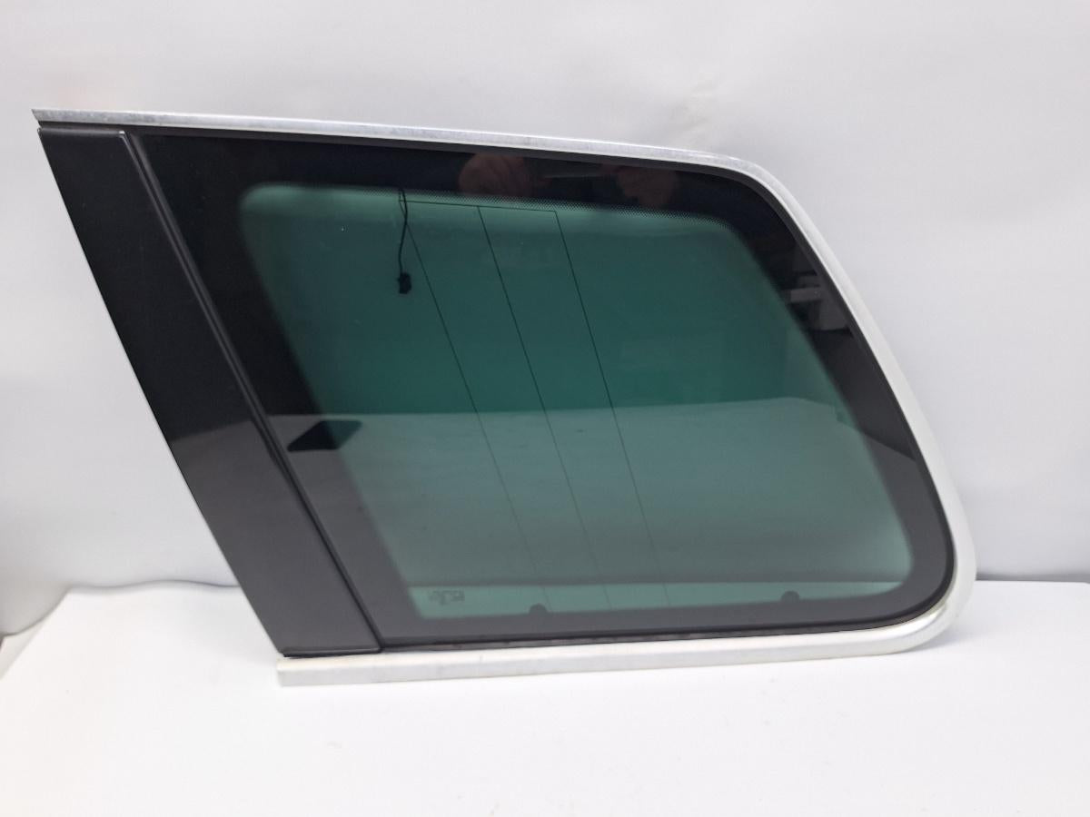 Geam lateral spate stanga VOLKSWAGEN TOUAREG 7LA, 7L6, 7L7 2002 - 2013 3.0 V6 TDI BKS, CATA SAINT-GOBAIN 43R-00069 7L6845297