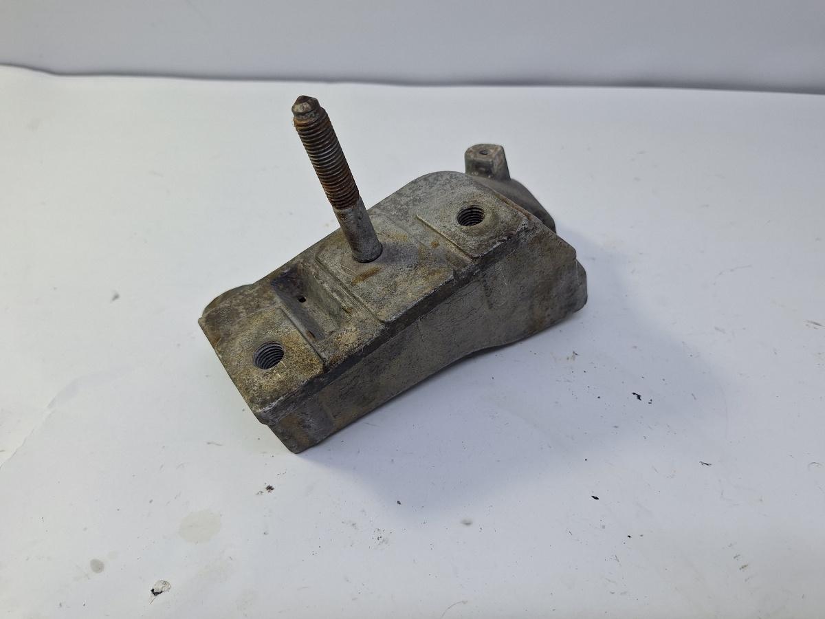 Suport tampon cutie de viteze VOLKSWAGEN SHARAN 7M8, 7M9, 7M6 1995 - 2010 1.9 TDI AUY, BVK 7M3199135A