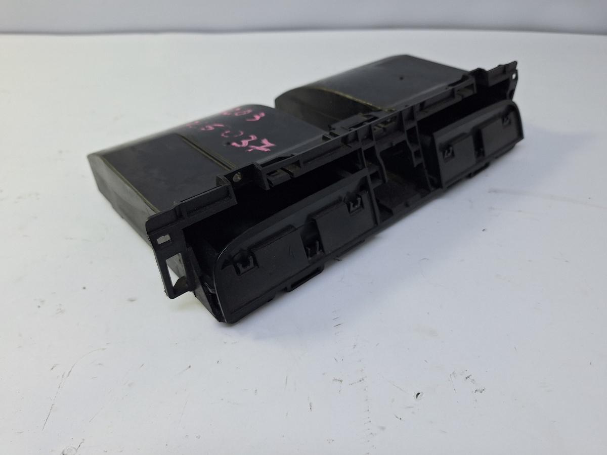 Sertar bord VOLKSWAGEN PASSAT Variant 3C5 2005 - 2011 2.0 TDI BMR, CBBB 3C0858407