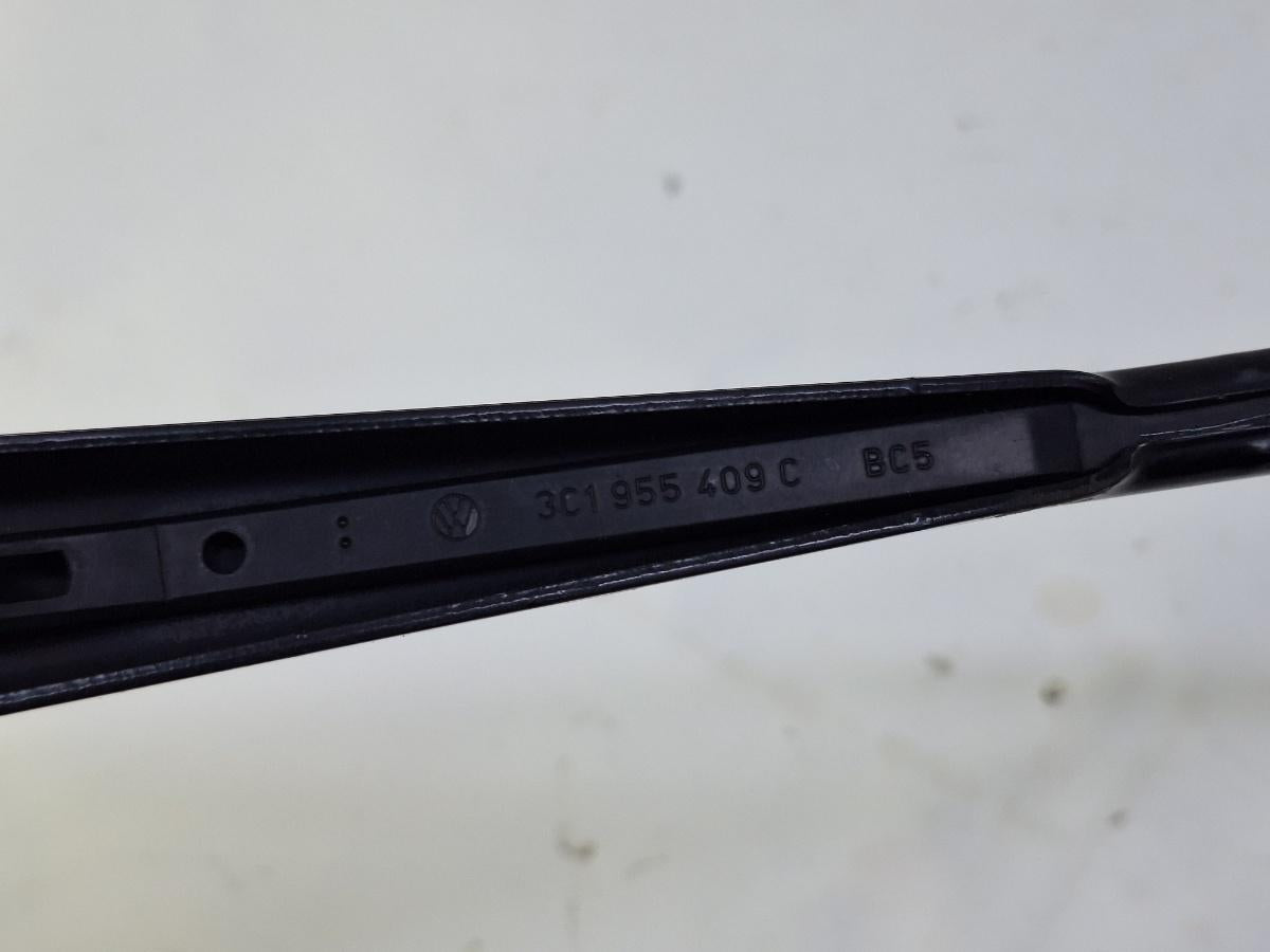 Brat stergator parbriz stanga VOLKSWAGEN PASSAT 3C2 2005 - 2010 2.0 TDI 16V BKP, CBAB, VOLKSWAGEN PASSAT Variant 3C5 2005 - 2011 2.0 TDI BMR, CBBB 3C1955409C