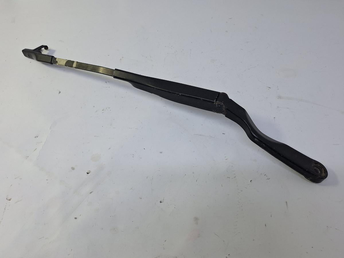 Brat stergator parbriz stanga VOLKSWAGEN GOLF IV Variant 1J5 1999 - 2006 1.9 TDI ATD, AXR 1J1955409D