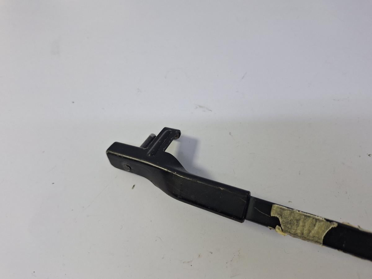 Brat stergator parbriz stanga VOLKSWAGEN GOLF IV Variant 1J5 1999 - 2006 1.9 TDI ATD, AXR 1J1955409D