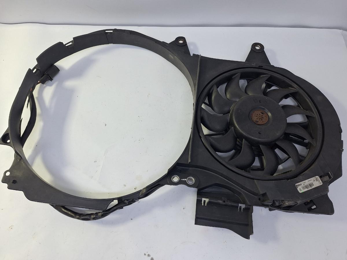 Ventilator AC cu carcasa AUDI A4 III Avant 8ED, B7 2004 - 2008 2.5 TDI BDG 8E0121205T