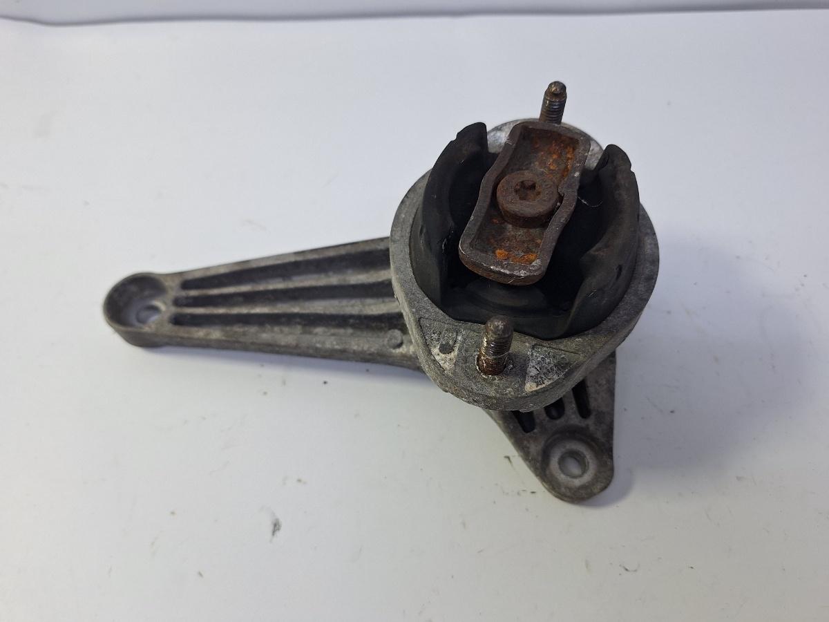 Suport tampon cutie de viteze spate AUDI A4 III 8EC, B7 2004 - 2008 2.0 TDI BPW 8E0399115P