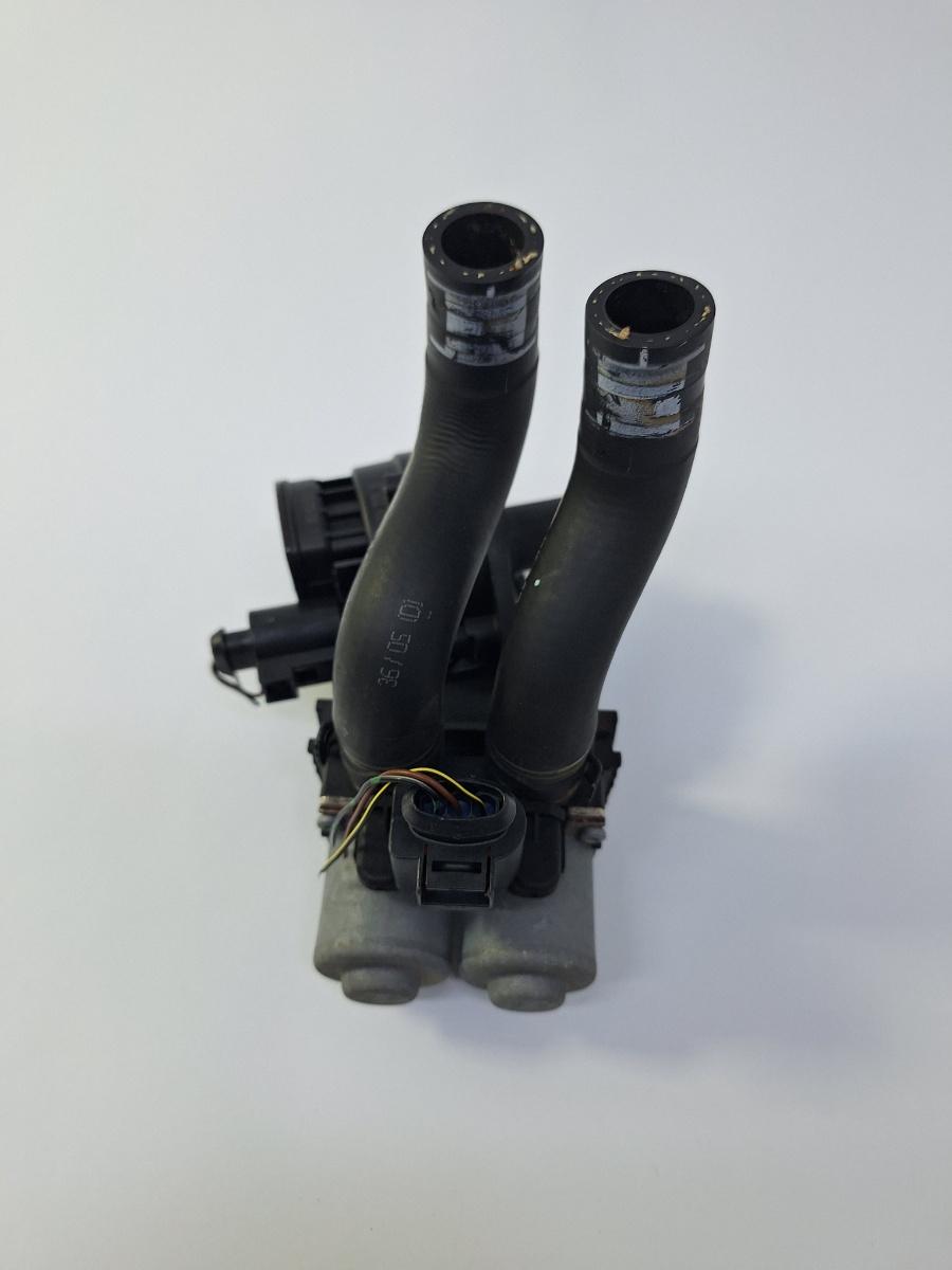 Pompa apa auxiliar AUDI A6 III Avant 4F5, C6 2005 - 2011 2.0 TDI BLB, BRE 0392023007