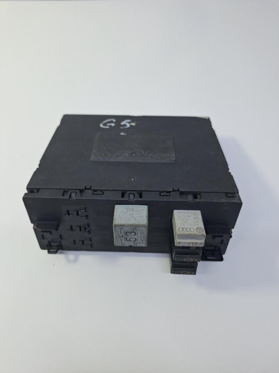 Modul de confort VOLKSWAGEN TOURAN 1T1, 1T2 2003 - 2010 1.9 TDI BKC, BLS, BXE VAG 1K0937049K