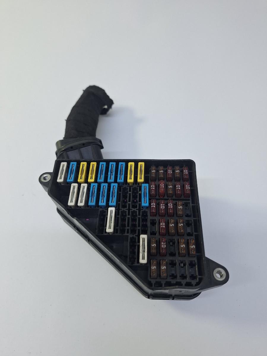 Panou sigurante inteior VOLKSWAGEN POLO 9N_ 2001 - 2012 1.2 12V BZG VAG 6Q0941828B