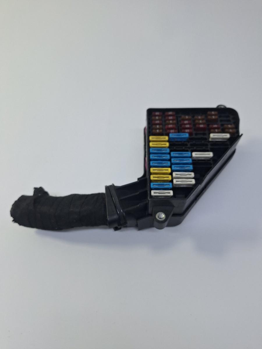 Panou sigurante inteior VOLKSWAGEN POLO 9N_ 2001 - 2012 1.2 12V BZG VAG 6Q0941828B