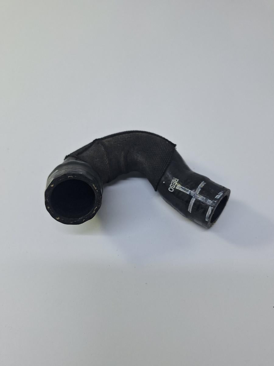 Furtun intercooler AUDI A4 IV Avant 8K5, B8 2007 - 2015 2.0 TDI CAGA, CJCA, CMEA, CMFA VAG 8K0145832B