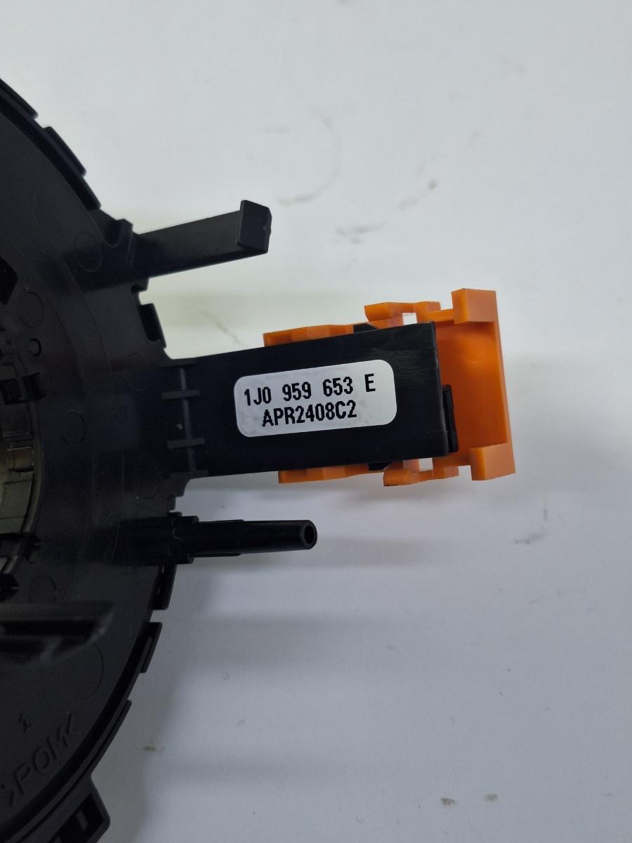 Spirala/bobina airbag (inel SRS) VOLKSWAGEN GOLF IV 1J1 1997 - 2007 1.9 TDI ATD, AXR VAG 1J0959653E