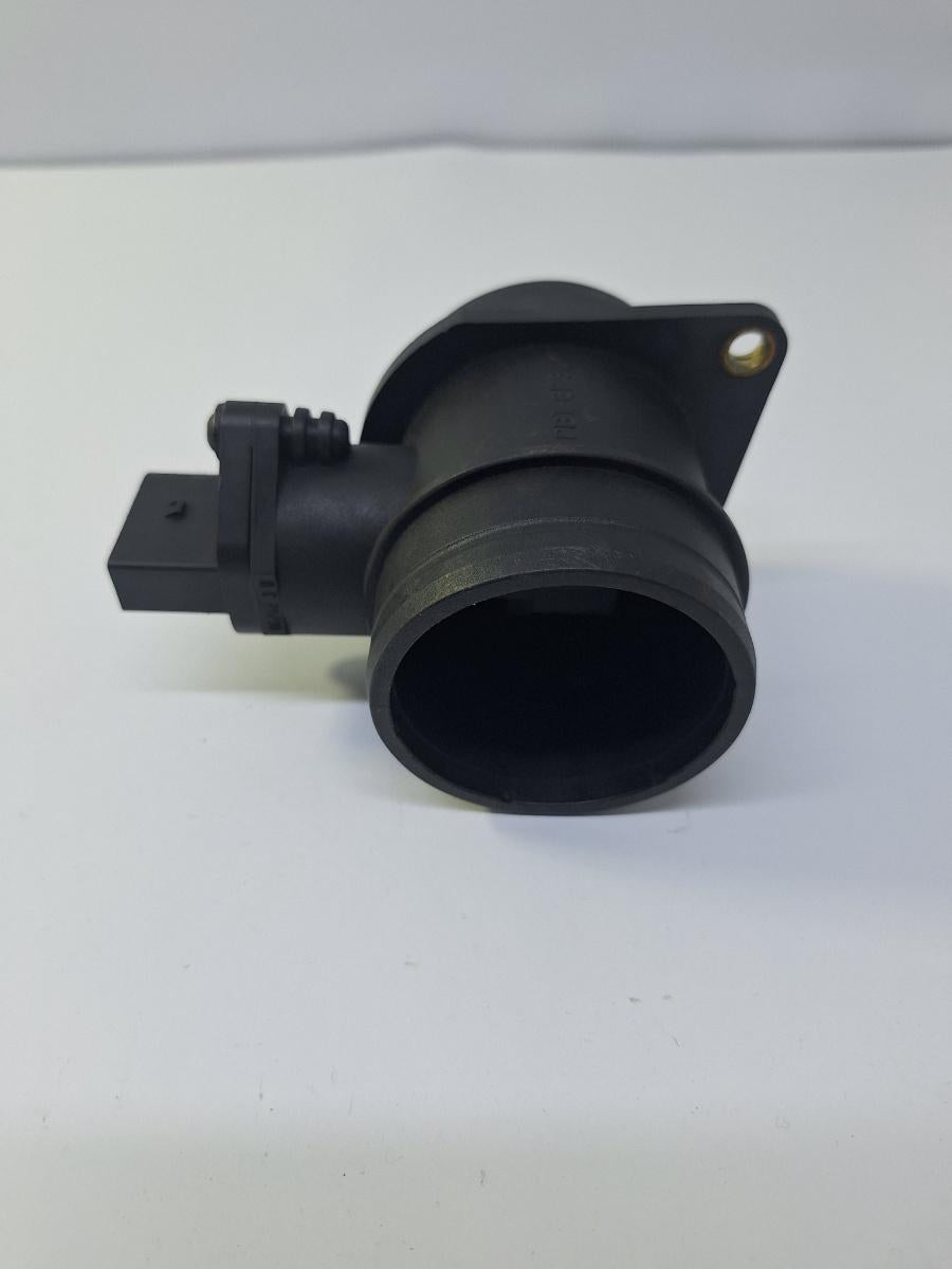 Debitmetru VOLKSWAGEN GOLF IV 1J1 1997 - 2007 1.9 TDI AGR, ALH BOSCH 0280217121 06A906461