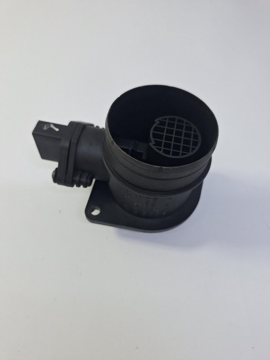 Debitmetru fata VOLKSWAGEN GOLF V 1K1 2003 - 2009 1.9 TDI BKC, BLS, BXE BOSCH 0281002531 038906461B