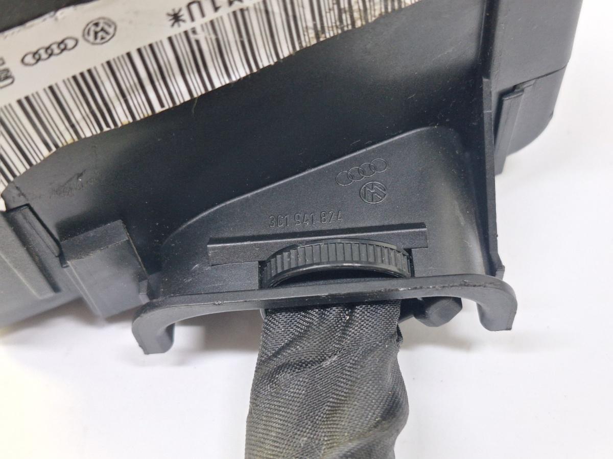 Panou sigurante interior dreapta VOLKSWAGEN PASSAT Variant 3C5 2005 - 2011 2.0 TDI BMP 3C1941824