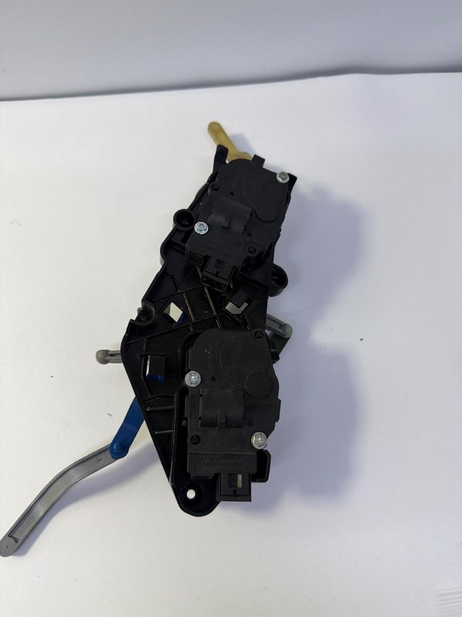 Comutator caldura aeroterma complet dreapta AUDI Q5 8RB 2008 - 2015 3.0 SQ5 8K0819333C