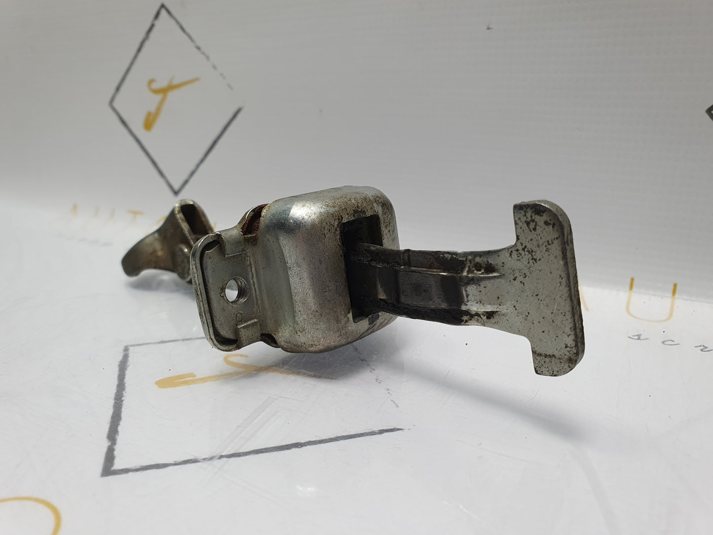 Opritor usa  TOYOTA AYGO (_B1_) [ 2005 - NOW ] OEM 686100H010 / 68610-0H010