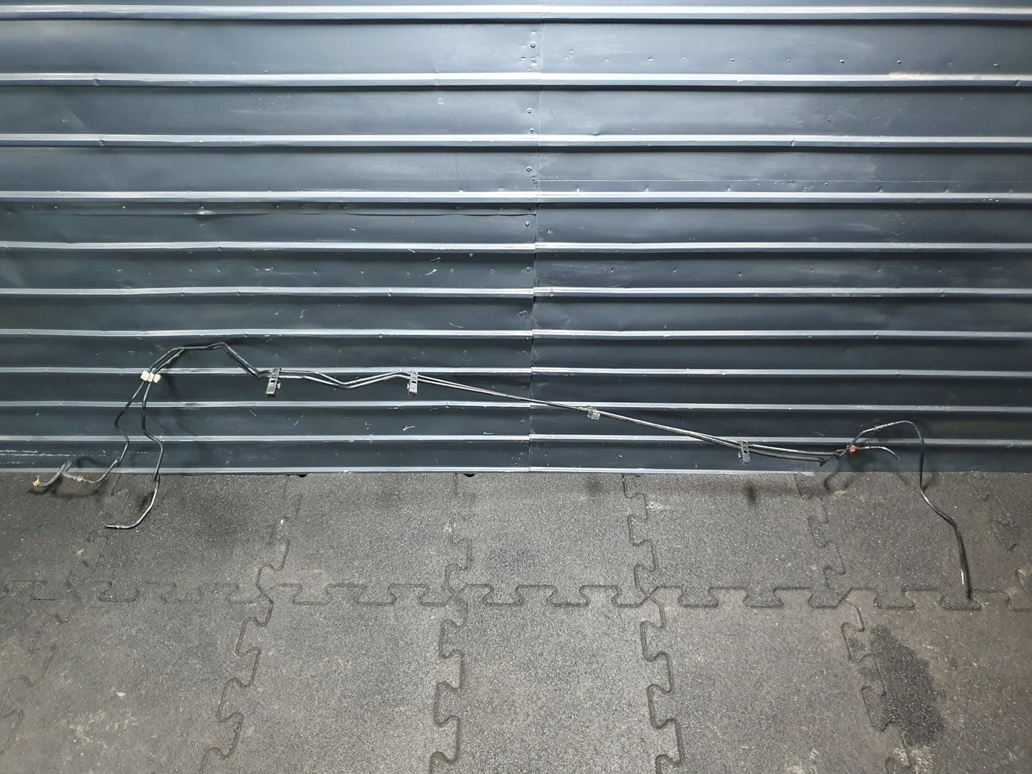 Conducte alimentare combustibil caroserie TOYOTA AYGO (_B1_) [ 2005 - NOW ] OEM 772510H010 / 77251-0H010