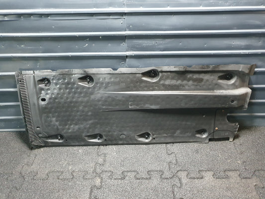 Scut caroserie stanga VOLKSWAGEN GOLF VI (5K1) [ 2008 - 2013 ] OEM 1K0825201AC / 1K0 825 201 AC