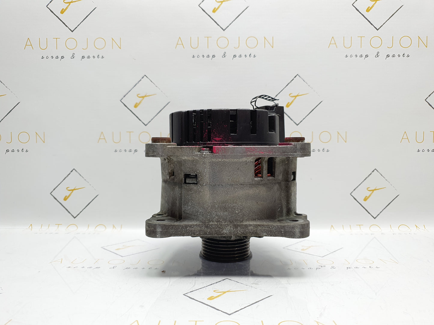 Alternator AUDI A4 II Avant (8E5, B6) [ 2000 - 2005 ] OEM 028903031A  / 028 903 031 A