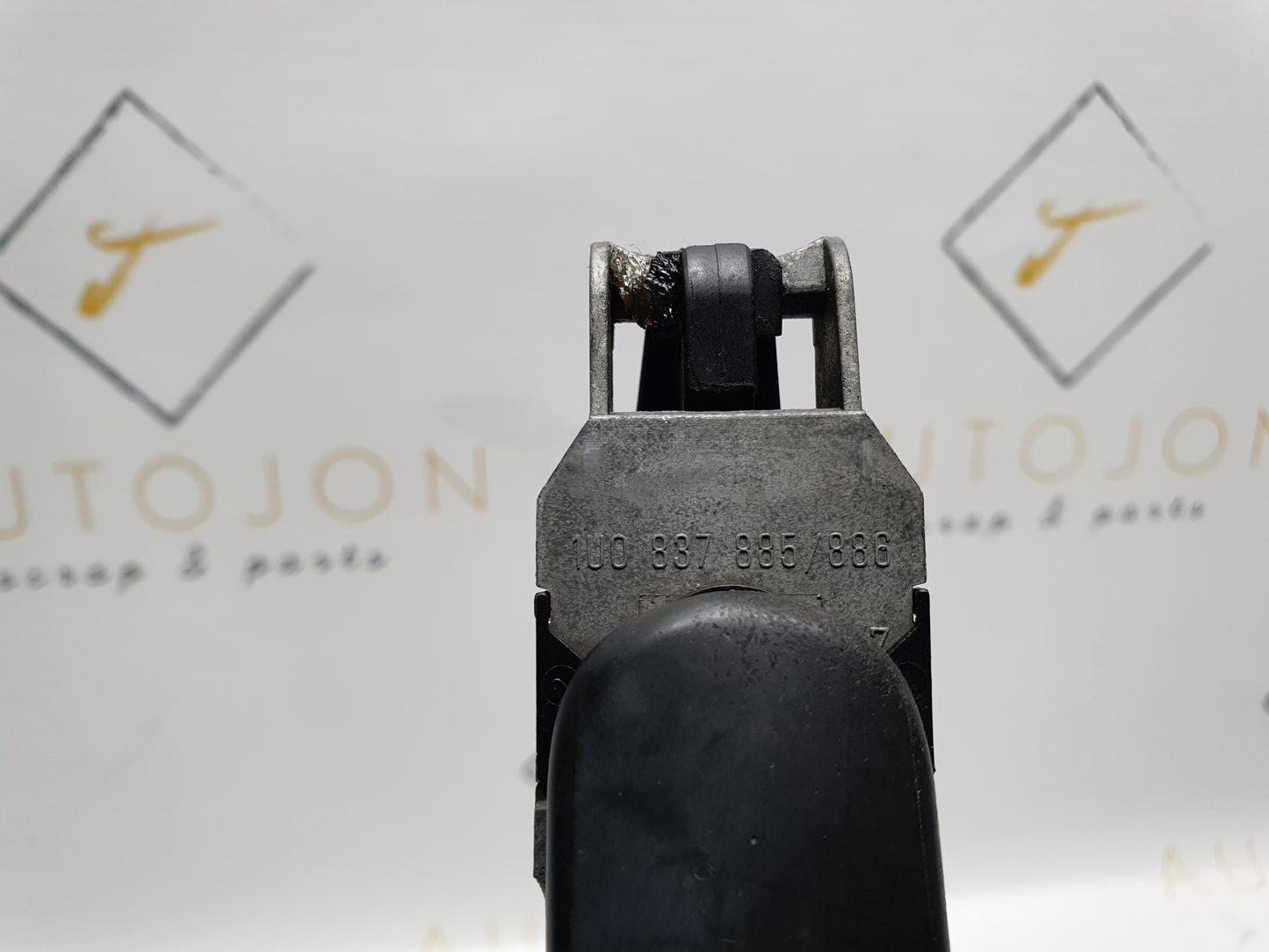 Maner exterior stanga fata SKODA FABIA Combi (6Y5) [ 2000 - 2007 ] TDI (ATD, AXR) 74KW|100HP OEM 1U0837885 / 1U0 837 885